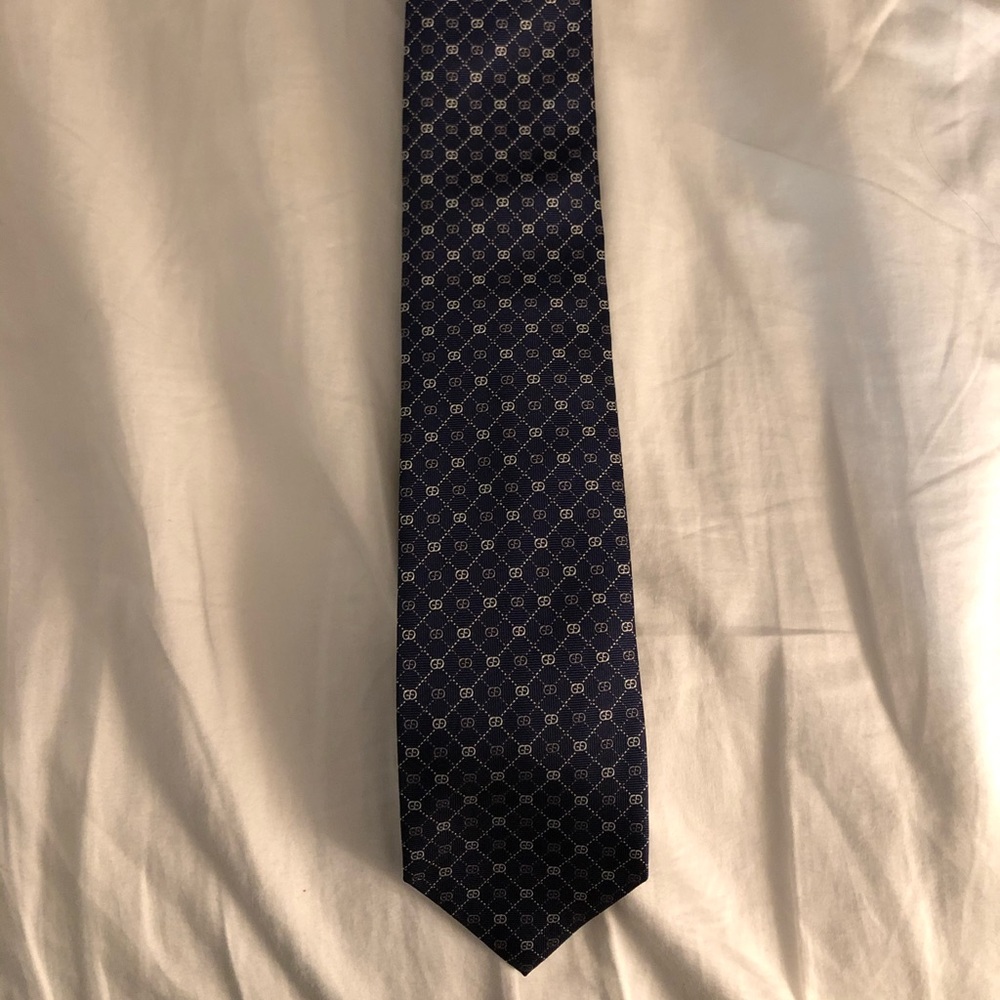 Mens Gucci navy tie